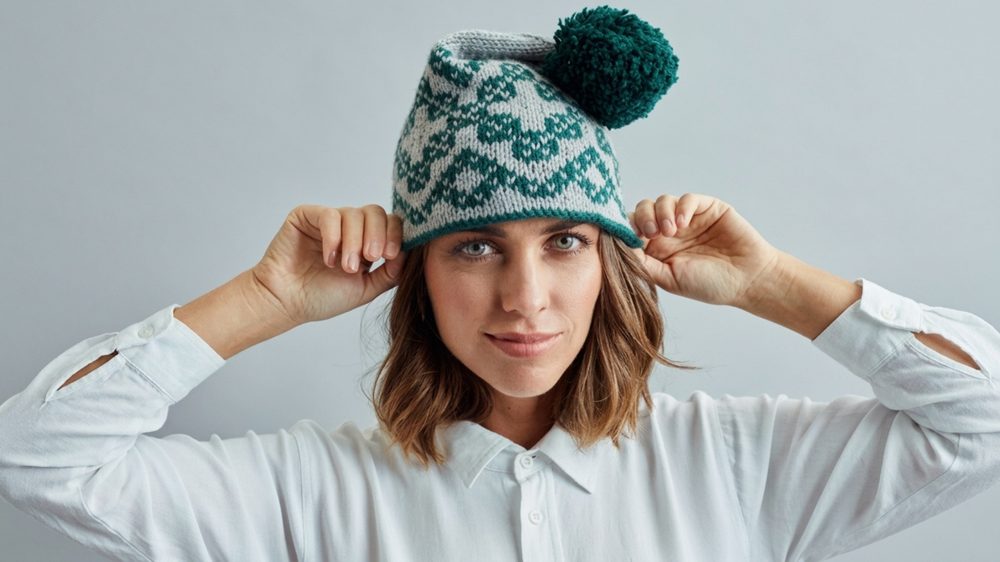 Gift 2: basic hat, Eva Hat knitted in Warmi