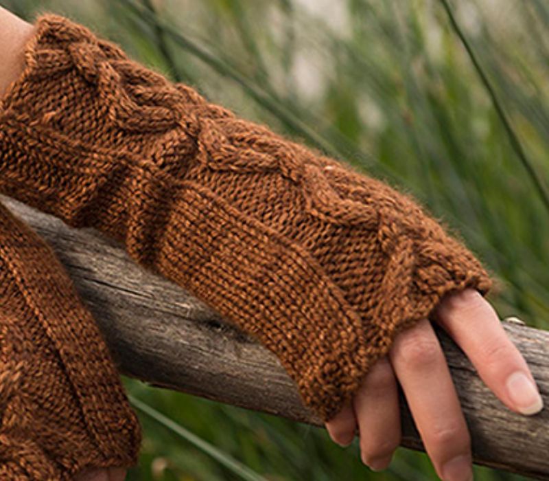 Why do we love knitting with alpaca fiber at AMANO Yarns?